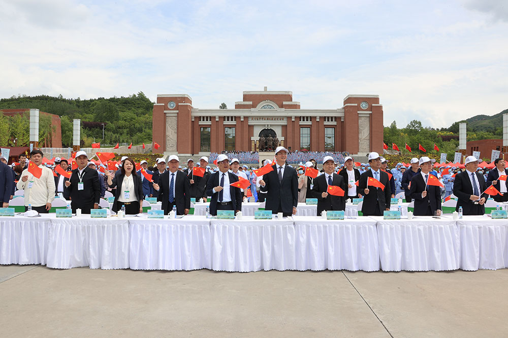  德甲豪门集体刹车，第二集团球队开启抢分大战  