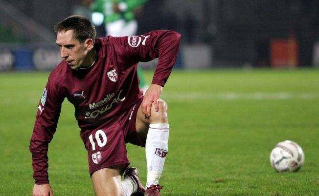  梅斯客场顽强守平，法甲保级关键战握手言和