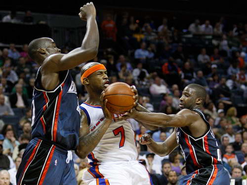  阿德巴约统治禁区热火击败尼克斯缩小东部差距