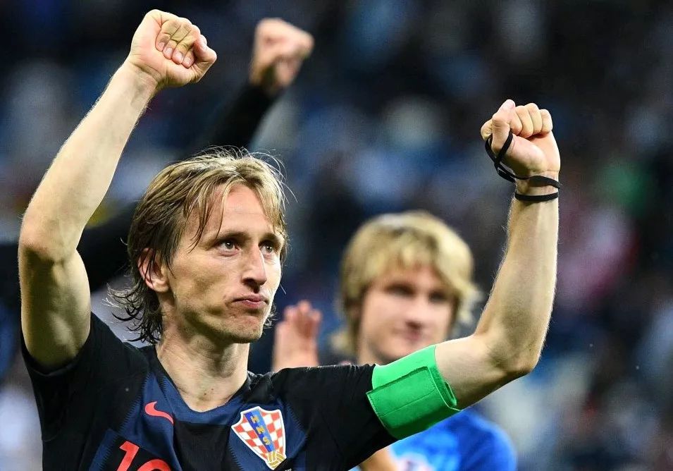  蒙扎升班马展韧性，久里奇远射打破僵局  