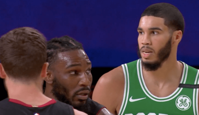  布朗强硬突破凯尔特人战胜热火稳居前三